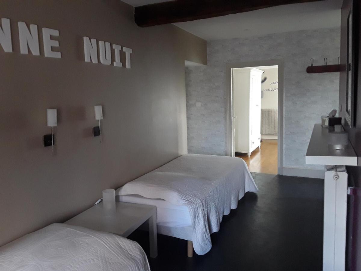 Escampette Hotel Saint-Aubin-en-Charollais ภายนอก รูปภาพ