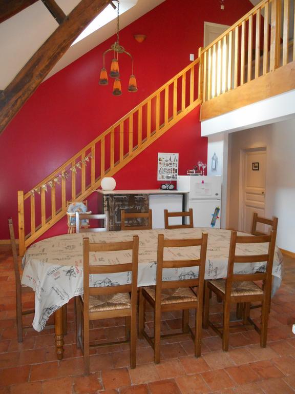 Escampette Hotel Saint-Aubin-en-Charollais ภายนอก รูปภาพ